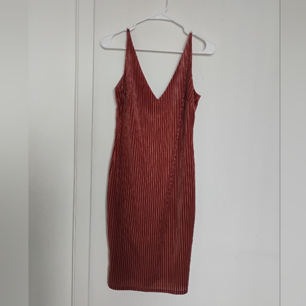 Forever 21 Rust V-Neck Midi Dress